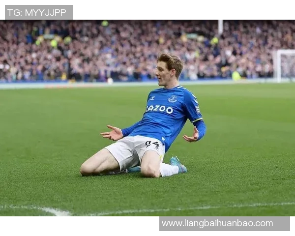 埃弗顿对阵曼联联赛杯精彩直播全程回顾与分析 埃弗顿对阵曼联联赛杯精彩直播全程回顾与分析