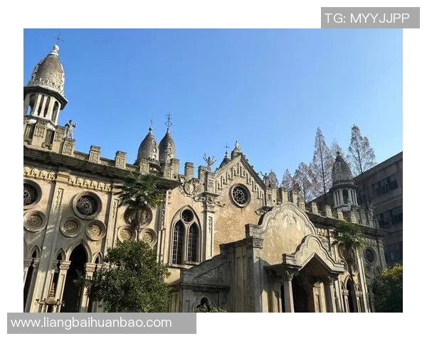 探索埃斯特旺的独特魅力与文化底蕴，感受这座城市的历史与现代交融之美